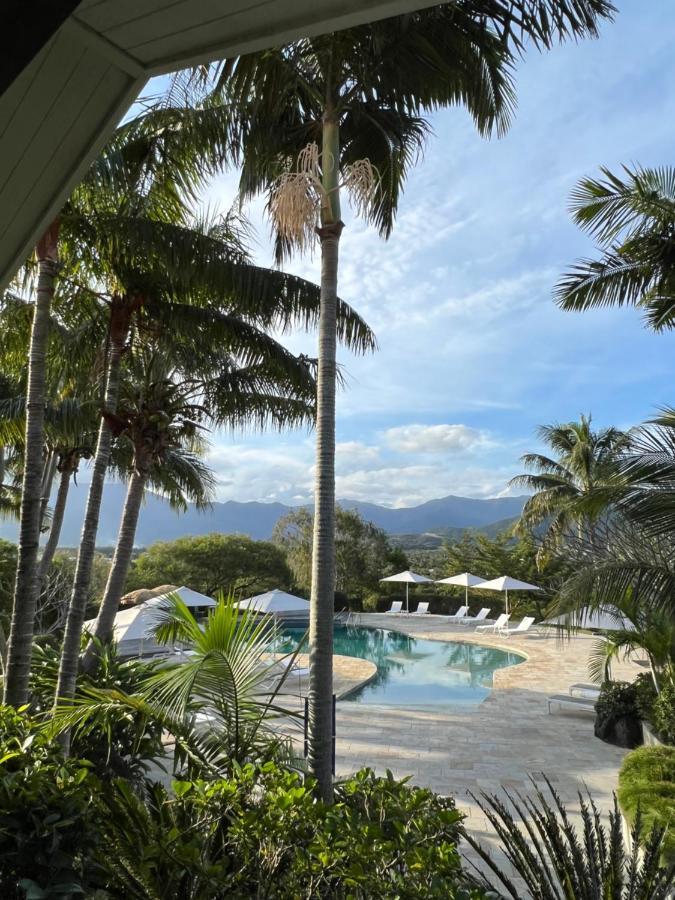 Rivland Resort Païta Exteriör bild